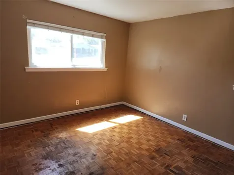 512 Camellia Avenue Orange TX 77630