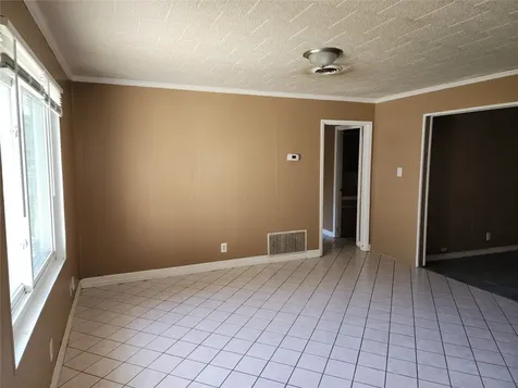 512 Camellia Avenue Orange TX 77630