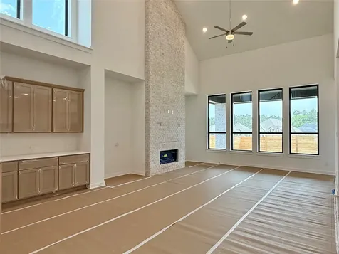 9041 Babbling Brook Drive Montgomery TX 77316