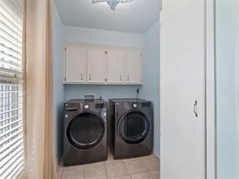 1318 Hawaii Drive Tiki Island TX 77554