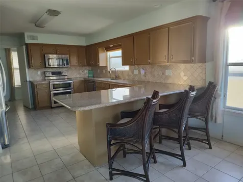 1318 Hawaii Drive Tiki Island TX 77554