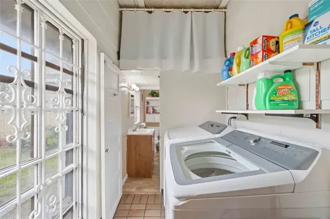 1409 Morris Street Houston TX 77009