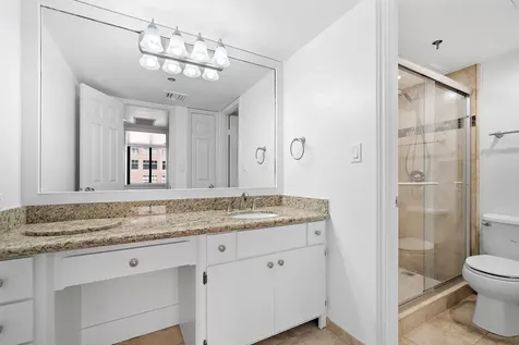 3525 Sage Road 613 Houston TX 77056