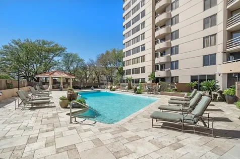 3525 Sage Road 613 Houston TX 77056