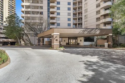 3525 Sage Road 613 Houston TX 77056
