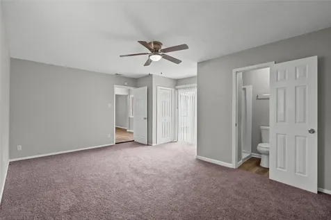 1004 S 2nd Street La Porte TX 77571