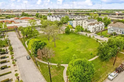 2840 Cline Street Houston TX 77020