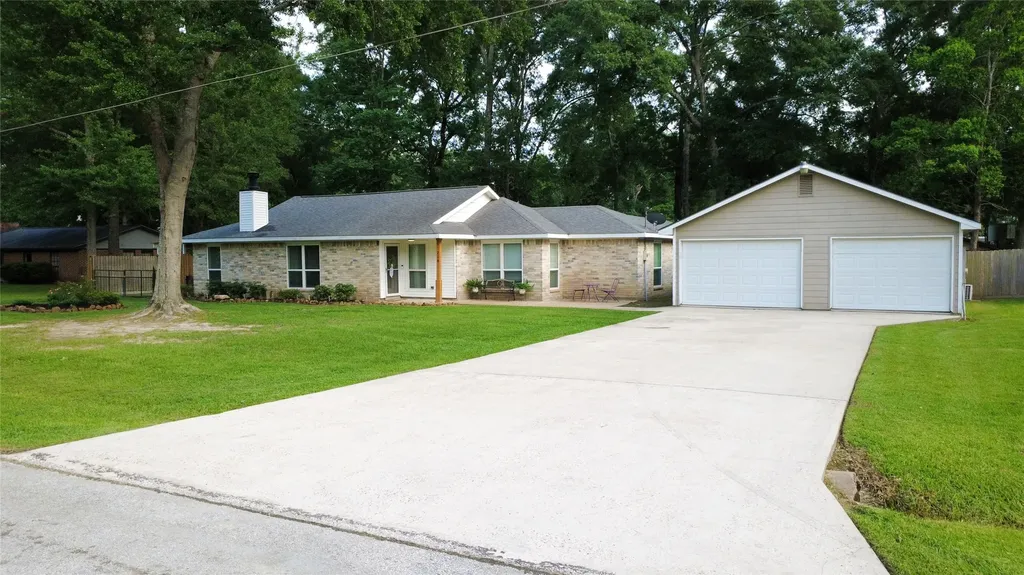 218 Holly Lane Woodbranch TX 77357