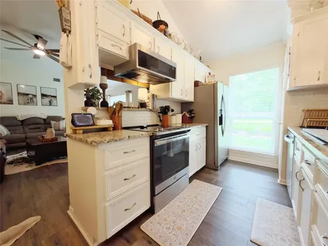 218 Holly Lane Woodbranch TX 77357