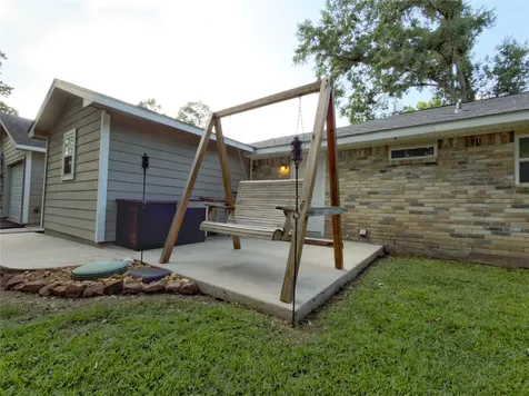 218 Holly Lane Woodbranch TX 77357