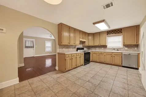 1807 Crocker Street A Houston TX 77006