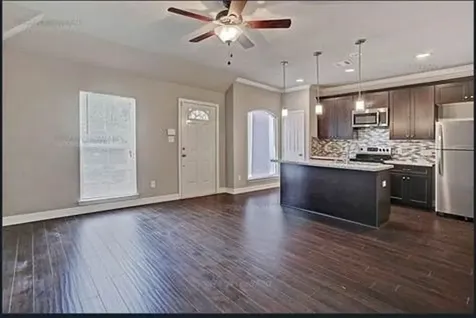 4204 Stassen Street B Houston TX 77051
