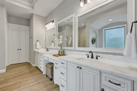 1821 Avery Lane Friendswood TX 77546