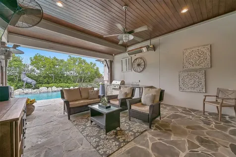 1821 Avery Lane Friendswood TX 77546