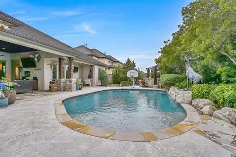 1821 Avery Lane Friendswood TX 77546