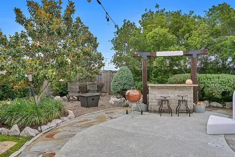 1821 Avery Lane Friendswood TX 77546