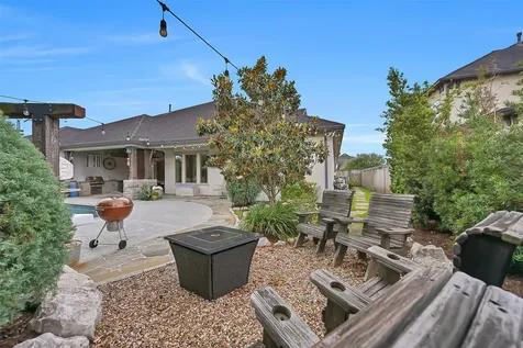 1821 Avery Lane Friendswood TX 77546