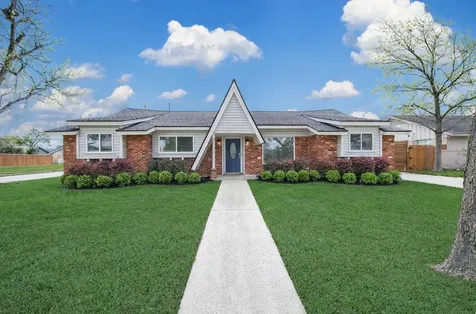 4303 Marlborough Drive Houston TX 77092