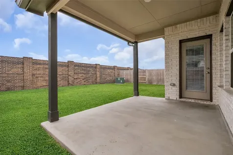 19419 Valletta Green Drive Hockley TX 77447