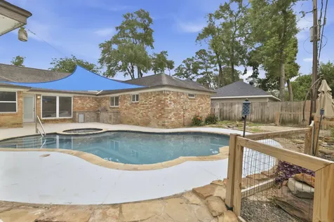 15215 Parkville Drive Houston TX 77068