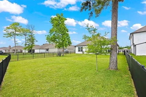383 Shoreview Drive Conroe TX 77303