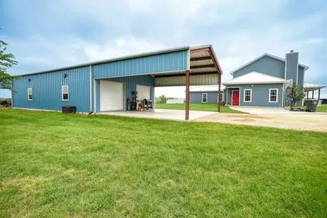 1345 E Old Hallettsville Road Flatonia TX 78941