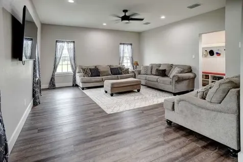 1345 E Old Hallettsville Road Flatonia TX 78941