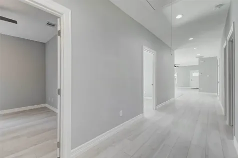 6705 Roanoke Street Houston TX 77028