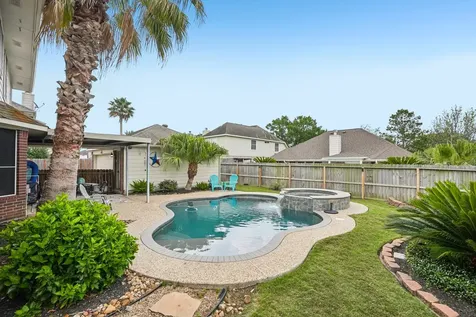 10900 Sycamore Drive N La Porte TX 77571