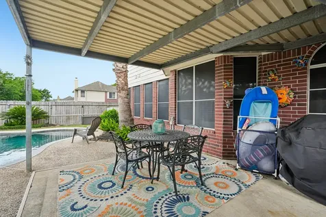 10900 Sycamore Drive N La Porte TX 77571