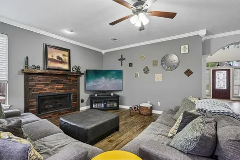 10900 Sycamore Drive N La Porte TX 77571