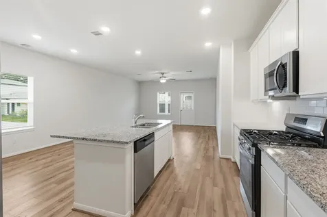 8380 Bristlecone Magnolia TX 77354