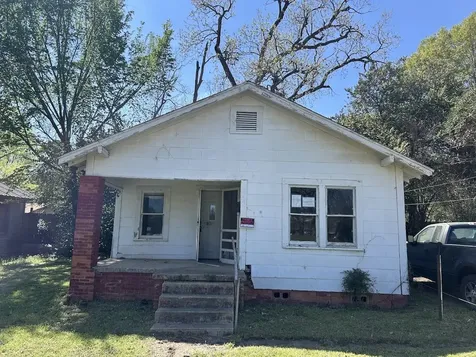 1111 Austin Street Jacksonville TX 75766