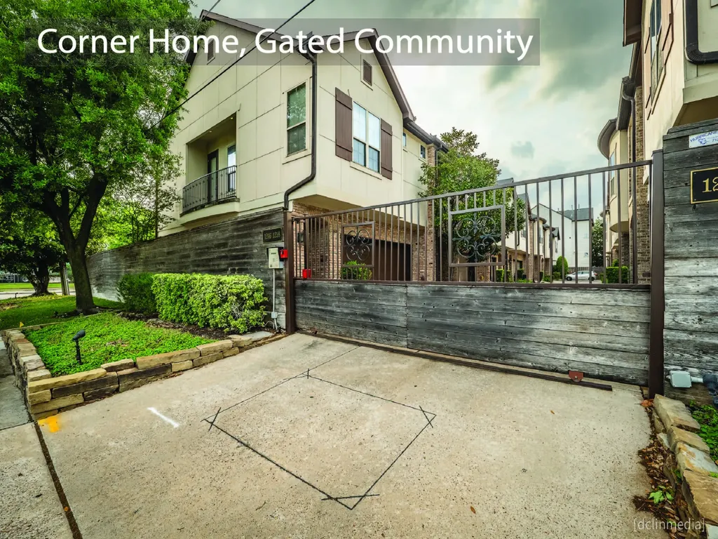 1258 Sampson Street Houston TX 77003