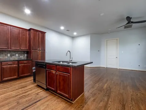 1258 Sampson Street Houston TX 77003