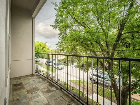 1258 Sampson Street Houston TX 77003