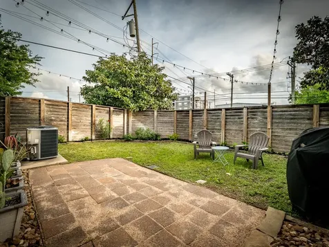 1258 Sampson Street Houston TX 77003
