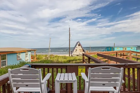 601 Wave Court Surfside Beach TX 77541