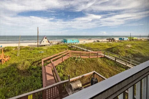 601 Wave Court Surfside Beach TX 77541