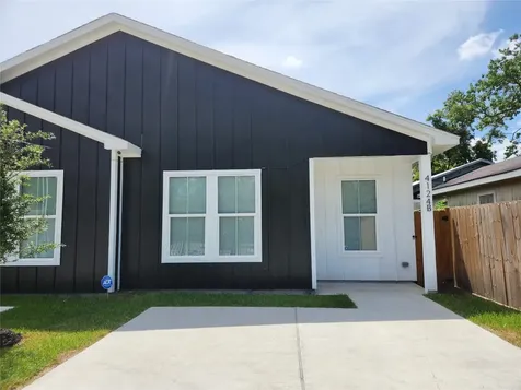 4124 Vaughn Street B Houston TX 77016