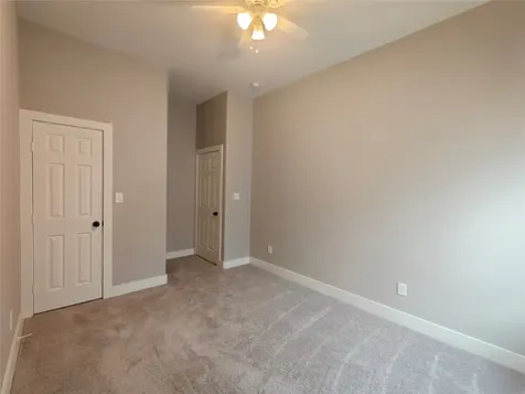 4124 Vaughn Street B Houston TX 77016