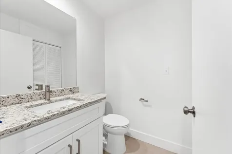 2829 Timmons Lane 202 Houston TX 77027