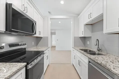 2829 Timmons Lane 202 Houston TX 77027