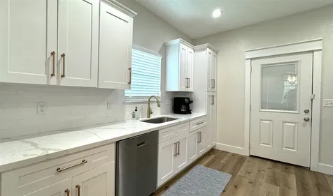 3414 Ursuline Galveston TX 77550