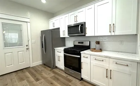 3414 Ursuline Galveston TX 77550