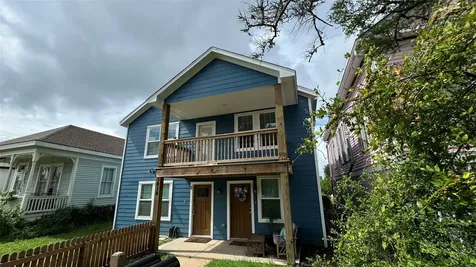3414 Ursuline Galveston TX 77550