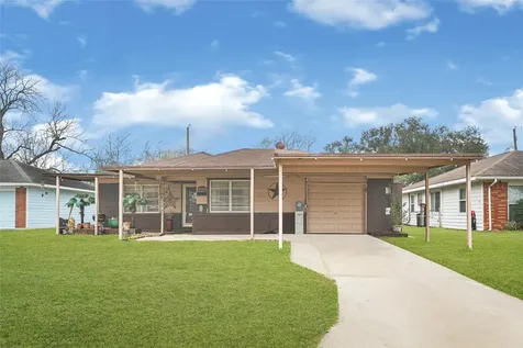 12337 Kayla Lane Galena Park TX 77015
