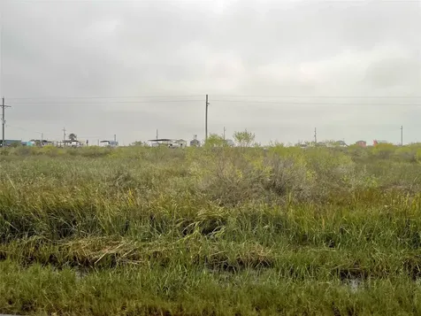1116 Gulf Supply Road Gilchrist TX 77617