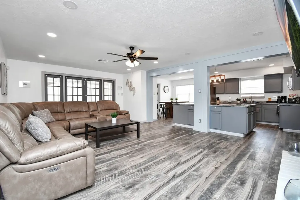 15711 Creekhaven Drive Houston TX 77084