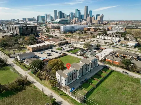 318 Mcalpine Street Houston TX 77003